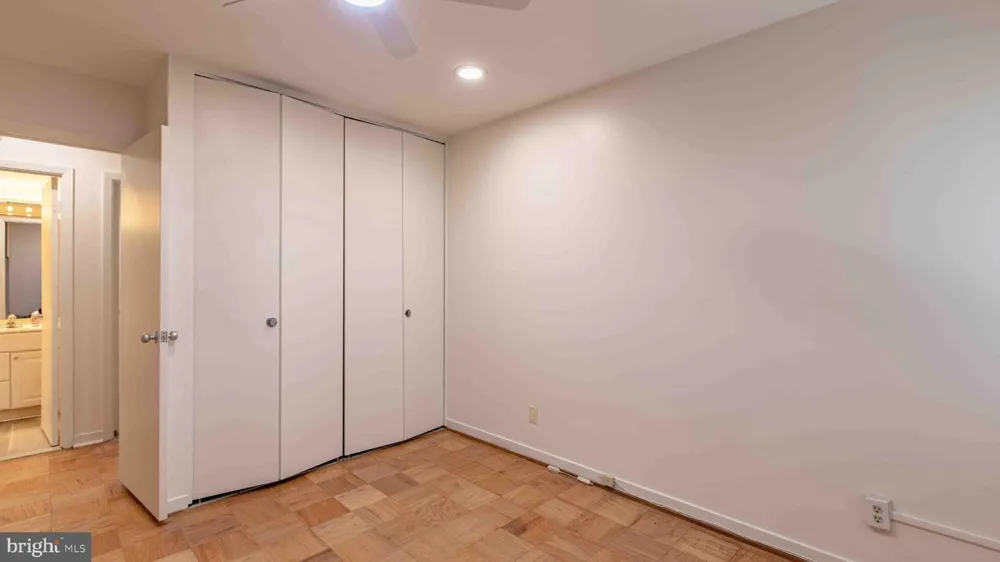 29 STONEHENGE CIRCLE #2 Pikesville, MD 21208