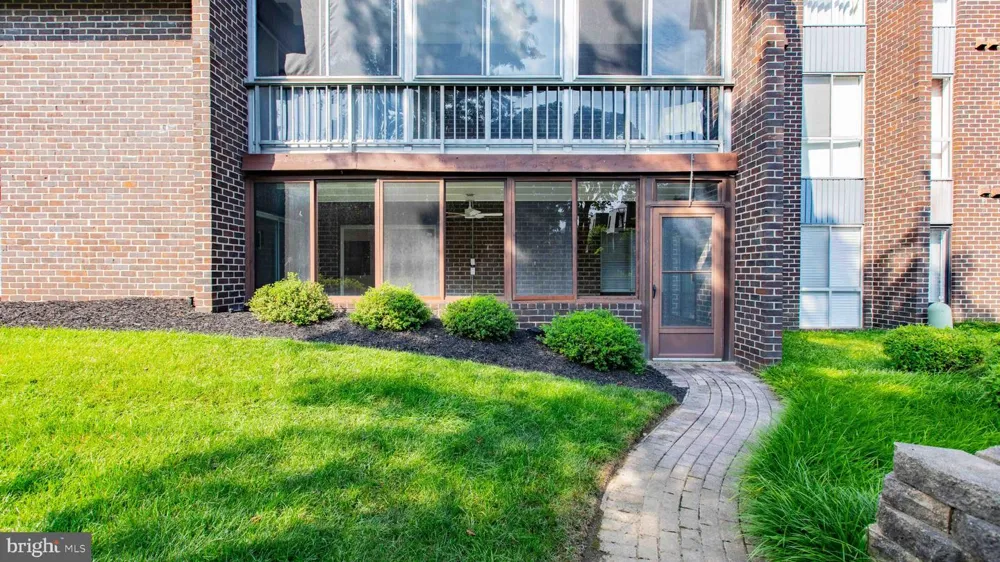 29 STONEHENGE CIRCLE #2 Pikesville, MD 21208