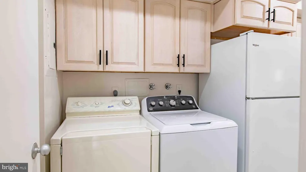 29 STONEHENGE CIRCLE #2 Pikesville, MD 21208