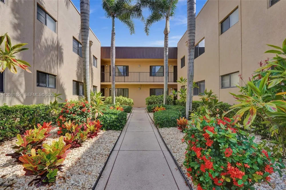 15126 Ashland St #229 Delray Beach, FL 33484