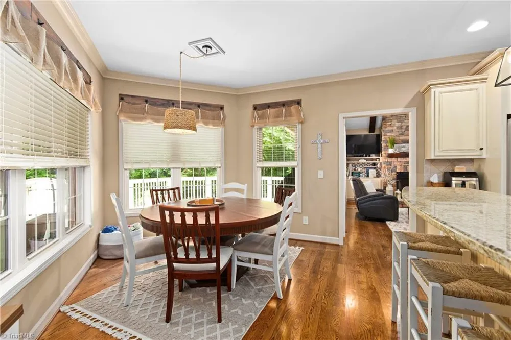 1215 Netterillo Drive Winston-Salem, NC 27103