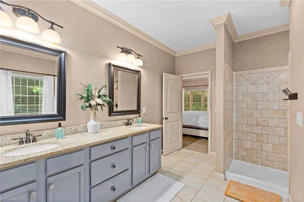 1215 Netterillo Drive Winston-Salem, NC 27103