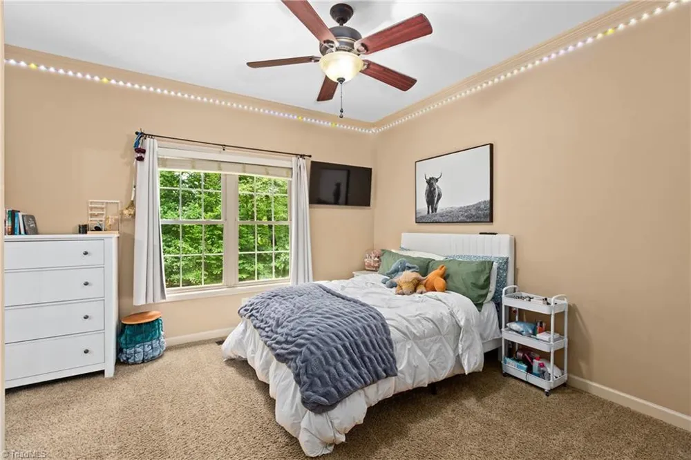1215 Netterillo Drive Winston-Salem, NC 27103
