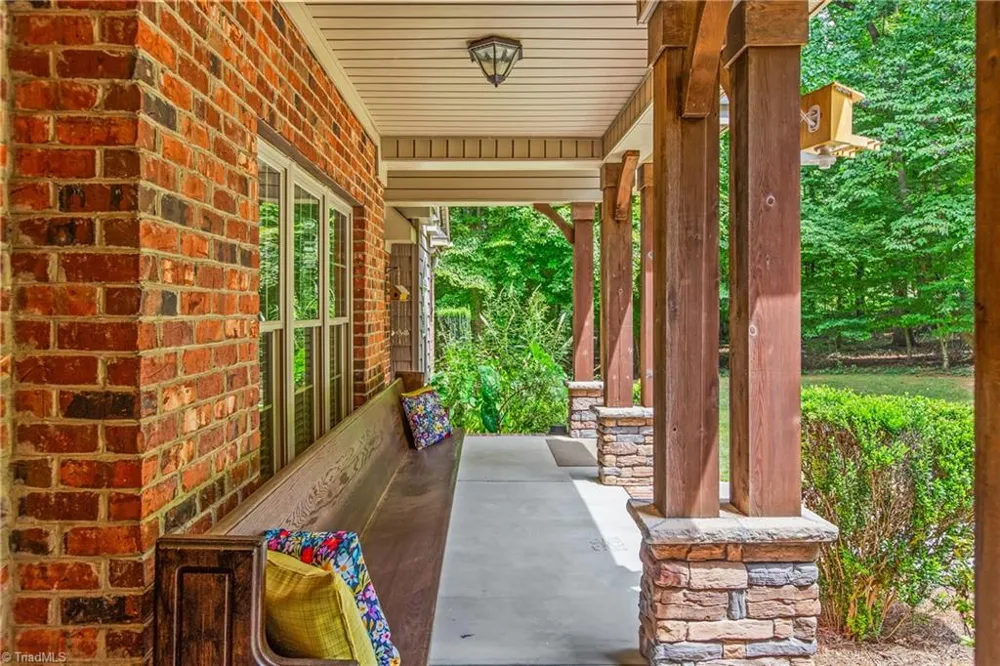 1215 Netterillo Drive Winston-Salem, NC 27103