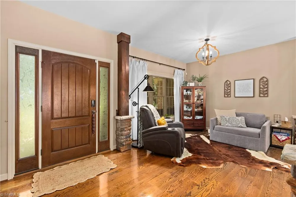 1215 Netterillo Drive Winston-Salem, NC 27103