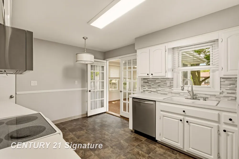2805 Courtland Place Saginaw Charter Township, MI 48603