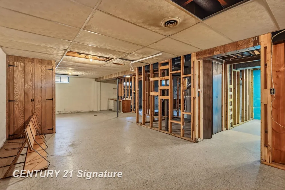 2805 Courtland Place Saginaw Charter Township, MI 48603