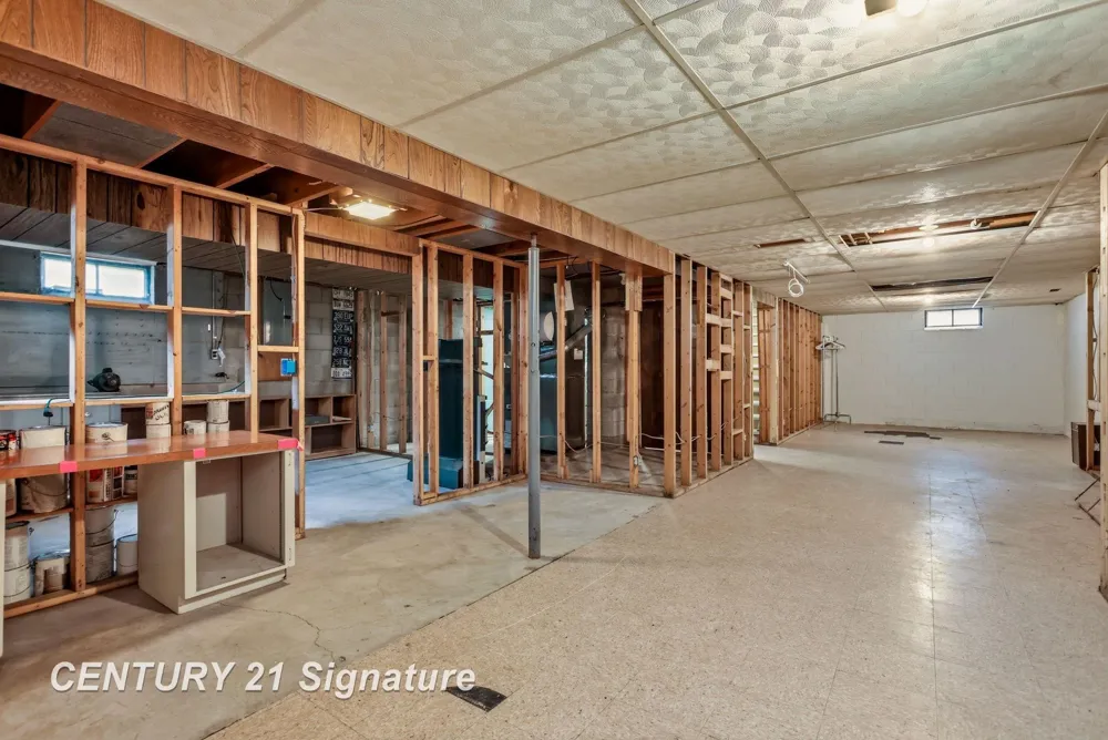 2805 Courtland Place Saginaw Charter Township, MI 48603