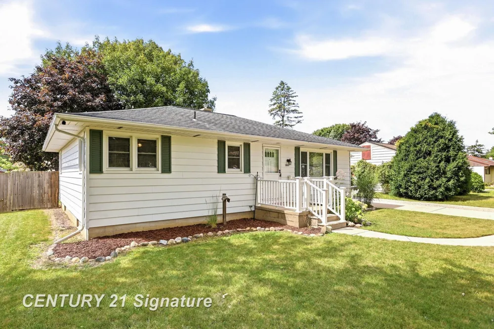 2805 Courtland Place Saginaw Charter Township, MI 48603