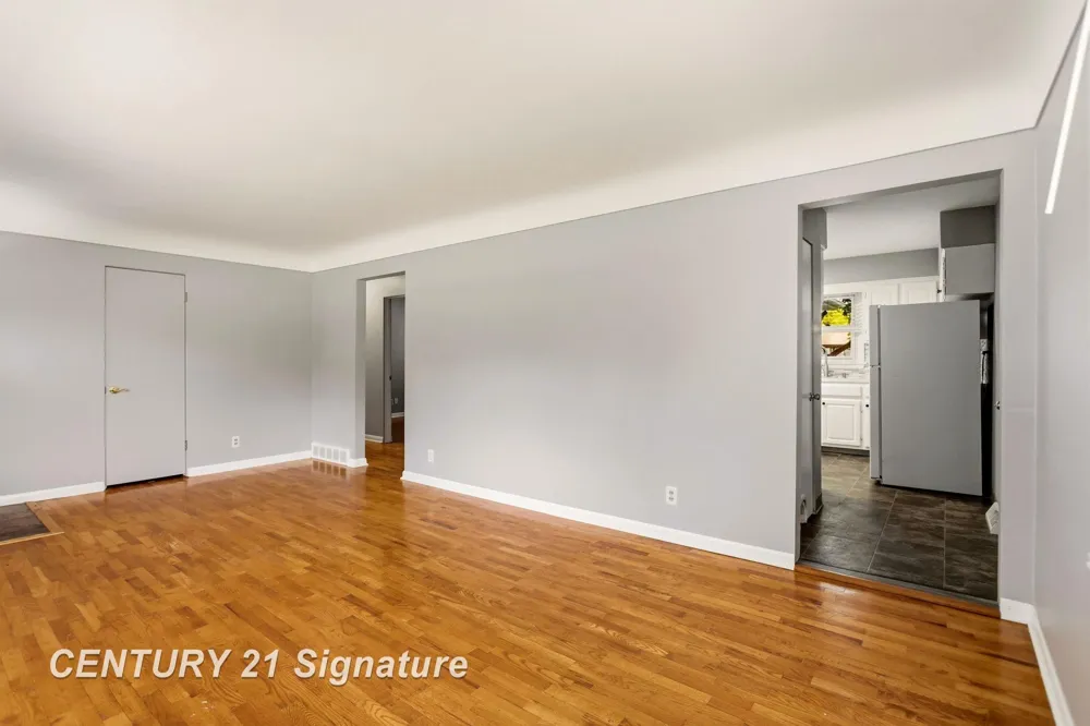 2805 Courtland Place Saginaw Charter Township, MI 48603