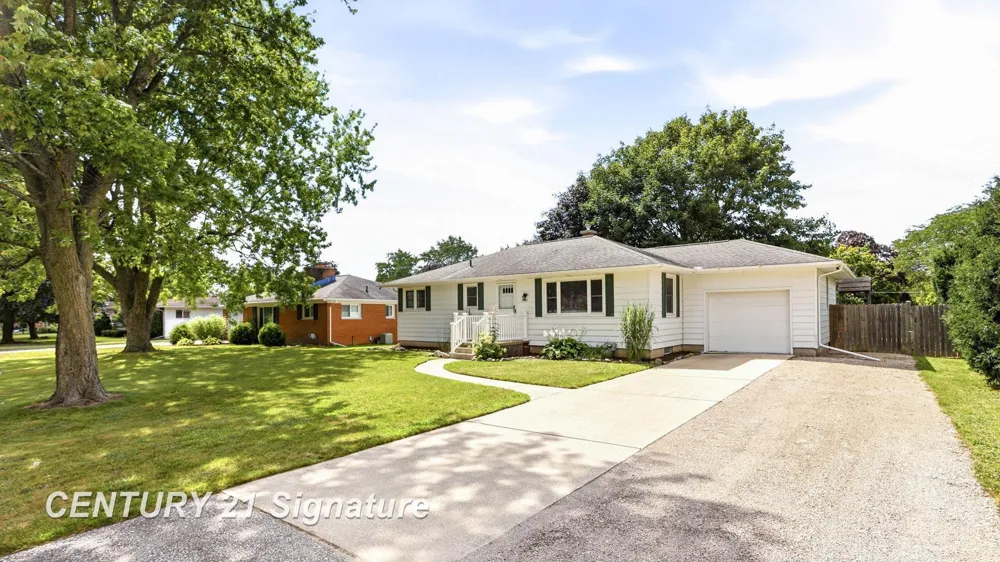 2805 Courtland Place Saginaw Charter Township, MI 48603