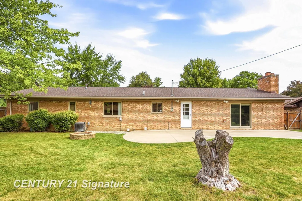 4331 Hilray Drive Saginaw Charter Township, MI 48638