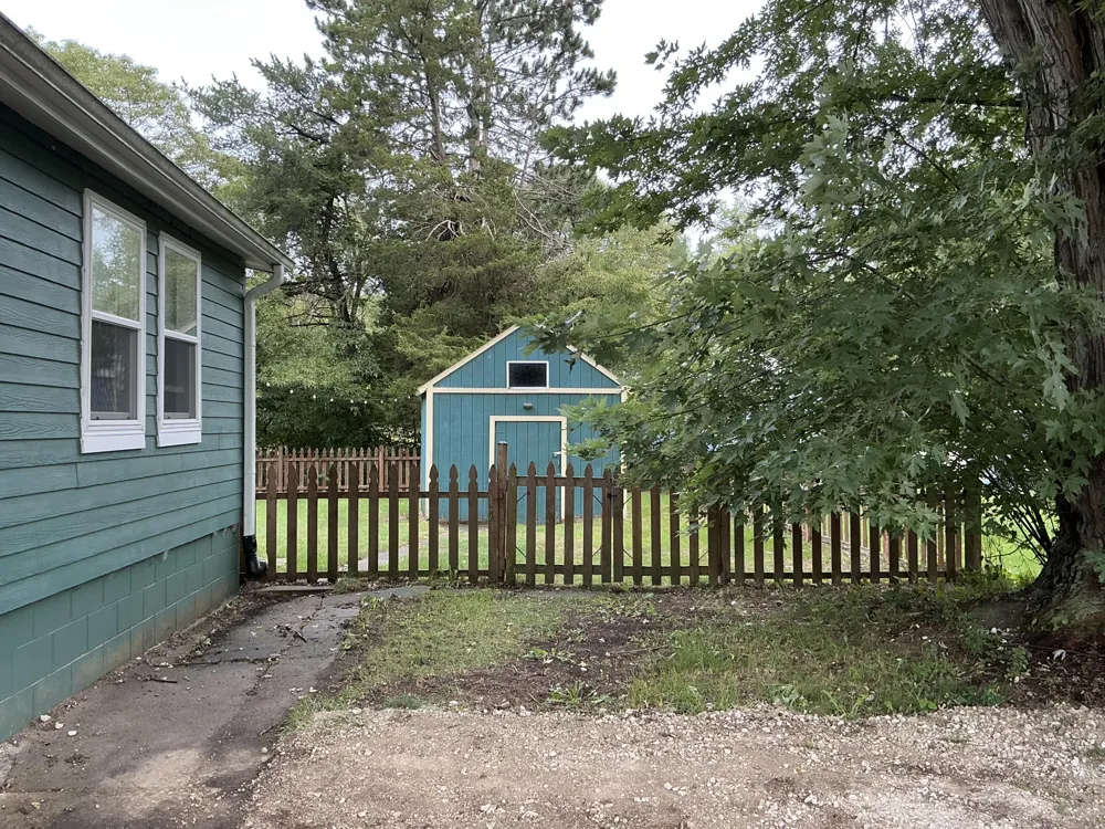 82248 45th Avenue Covert Township, MI 49038