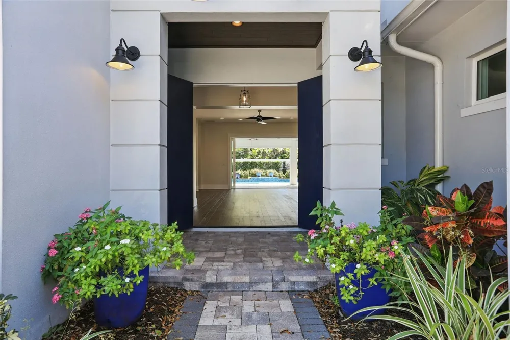 1620 PALM AVENUE Winter Park, FL 32789
