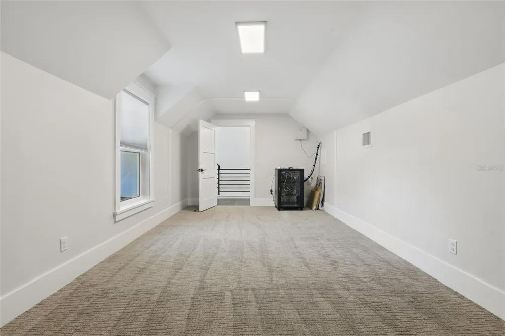 1620 PALM AVENUE Winter Park, FL 32789