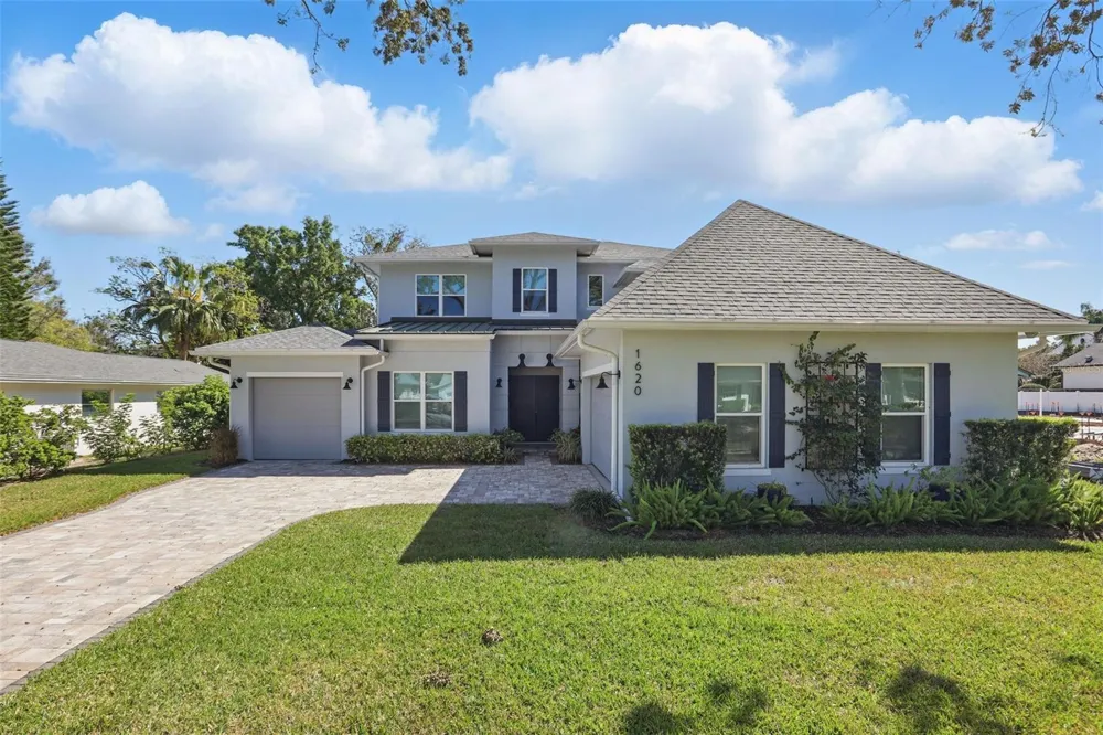 1620 PALM AVENUE Winter Park, FL 32789