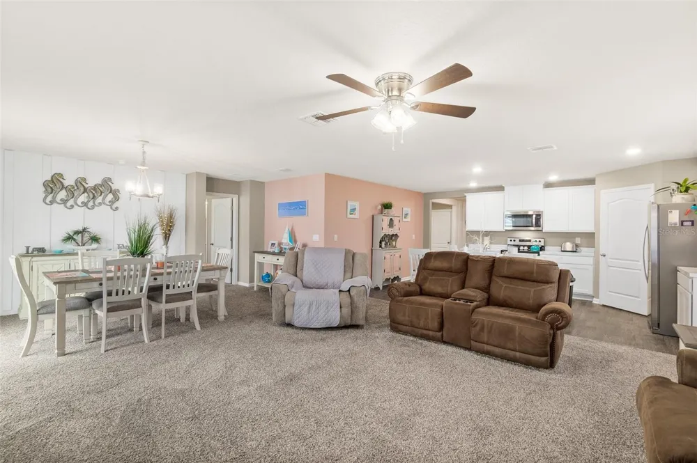 1 RICHFIELD PLACE Palm Coast, FL 32164