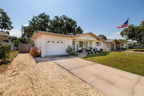2135 POCAHONTAS DRIVE