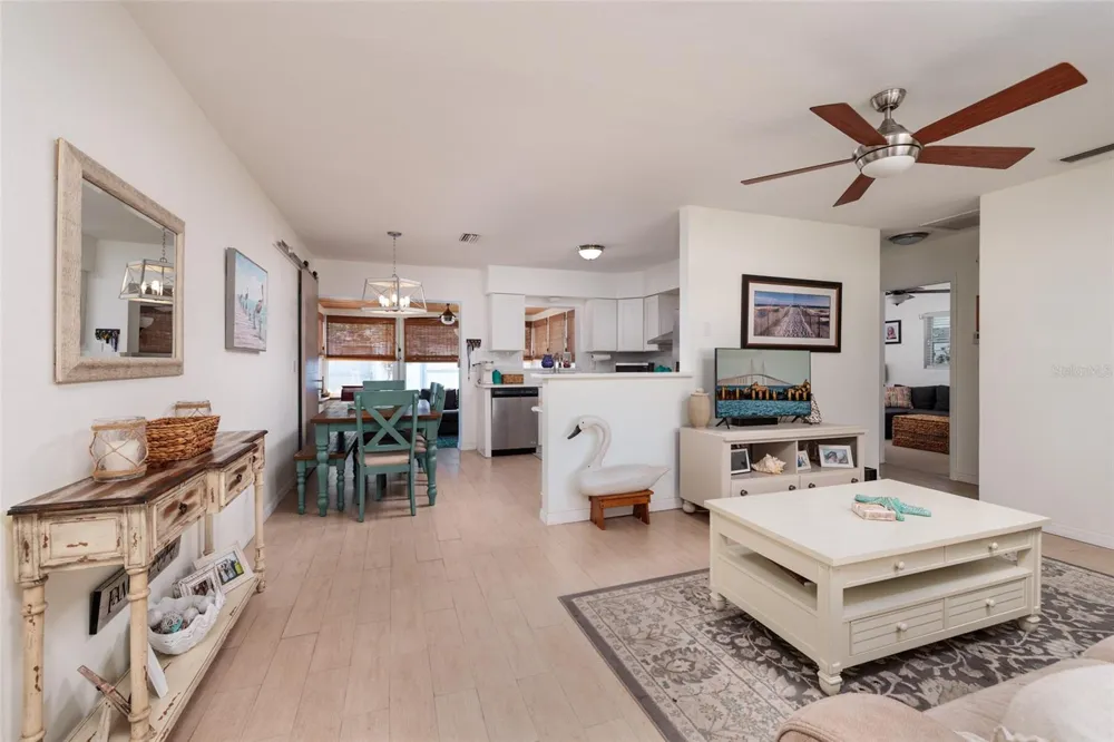 2135 POCAHONTAS DRIVE Largo, FL 33774