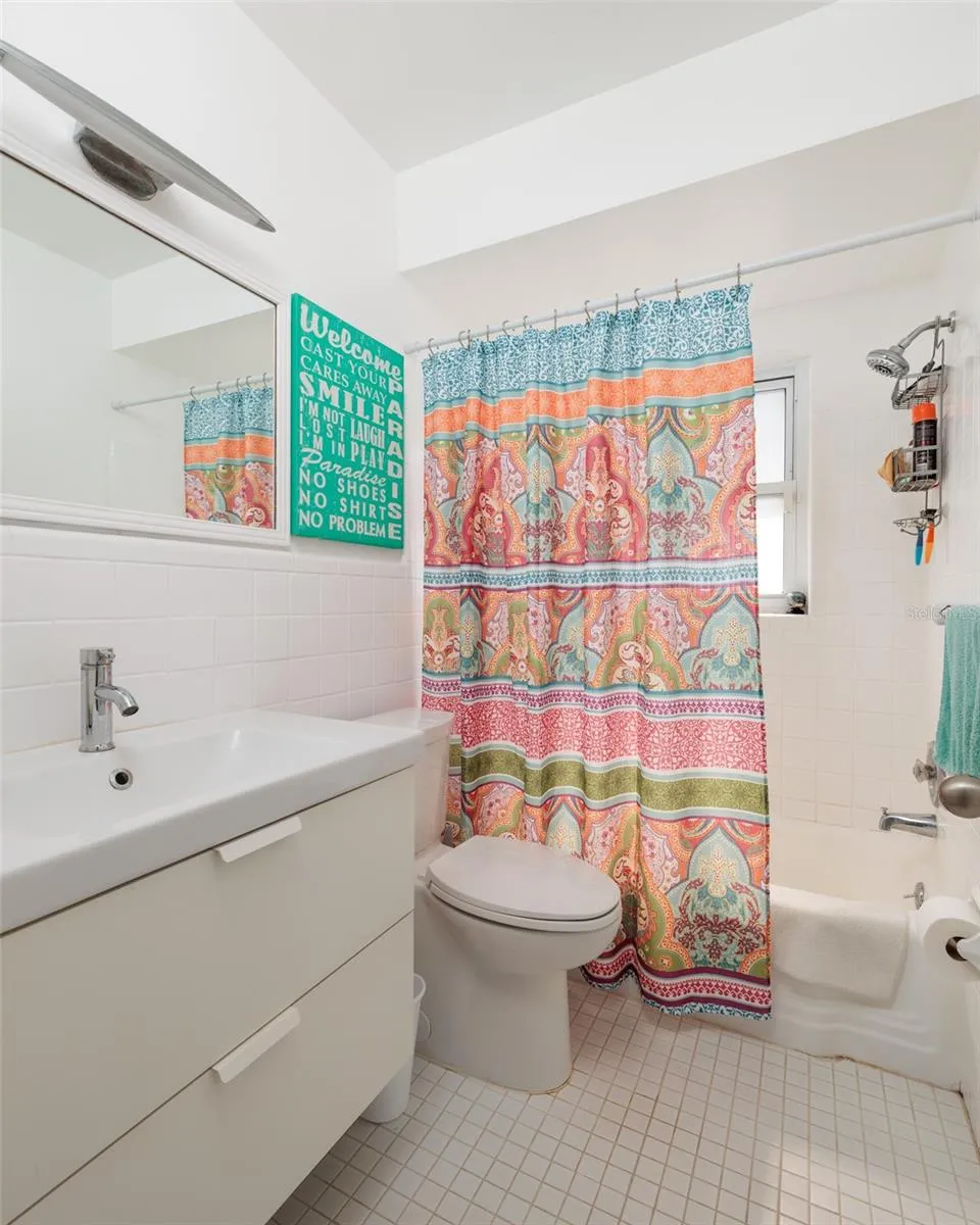 2135 POCAHONTAS DRIVE Largo, FL 33774