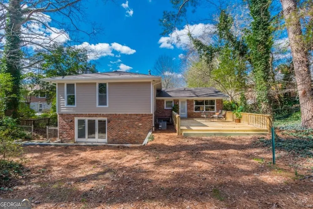 629 Willivee DR Decatur, GA 30033
