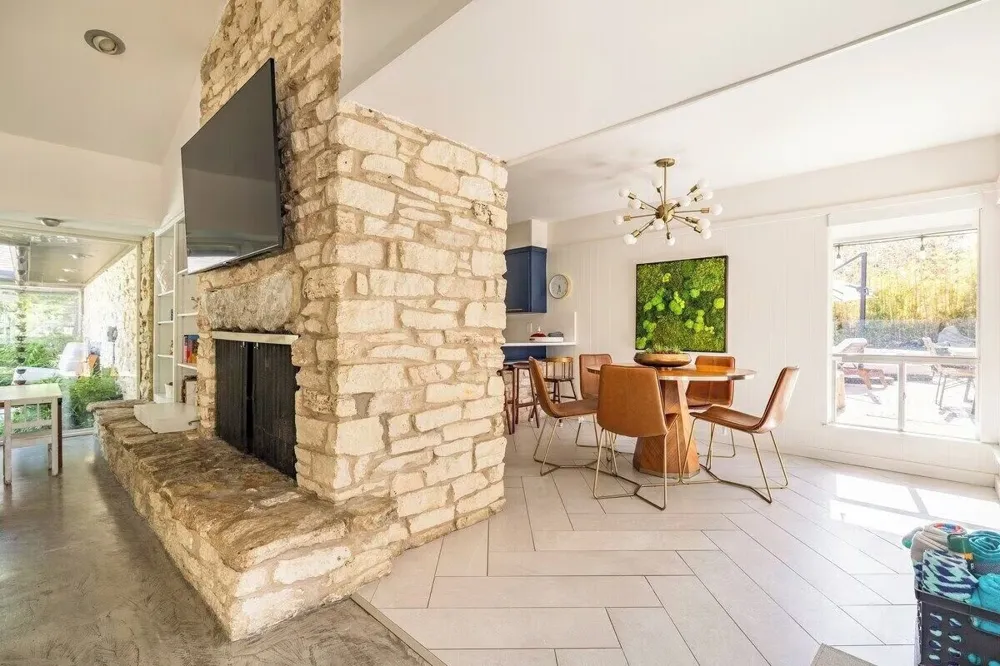 6102 Cherrylawn Circle Austin, TX 78723