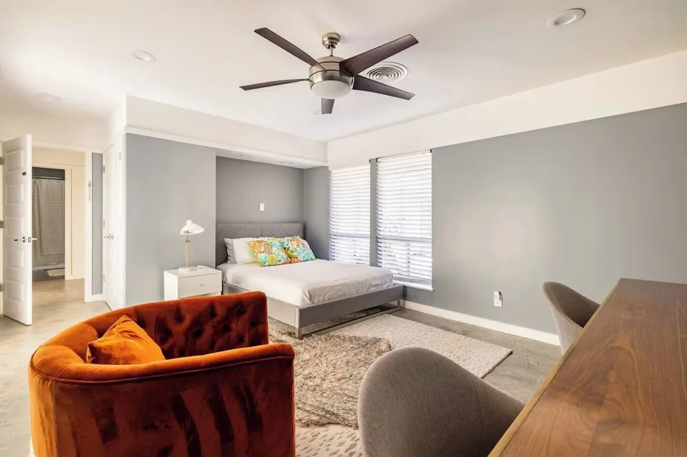 6102 Cherrylawn Circle Austin, TX 78723