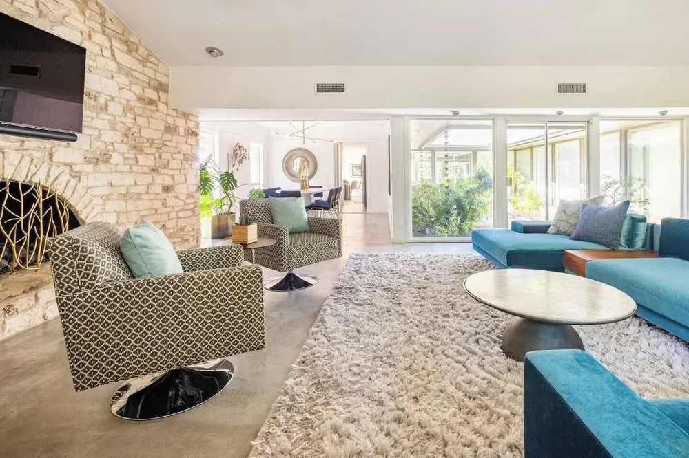 6102 Cherrylawn Circle Austin, TX 78723
