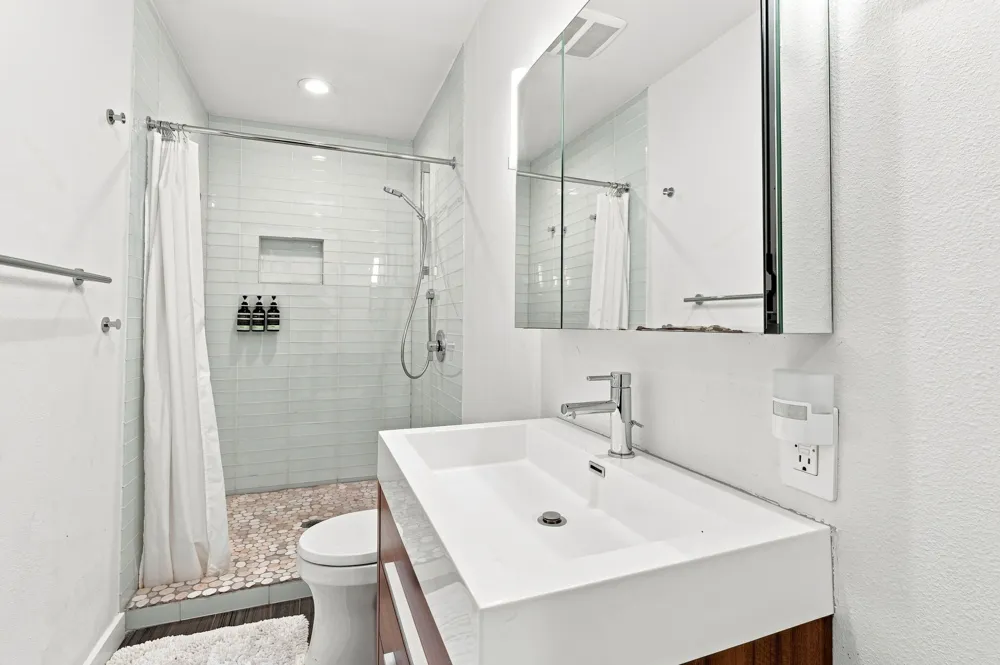 6102 Cherrylawn Circle Austin, TX 78723