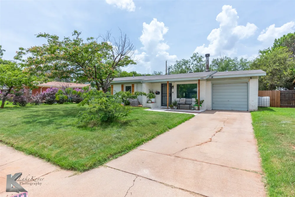 1430 Westview Drive Abilene, TX 79603
