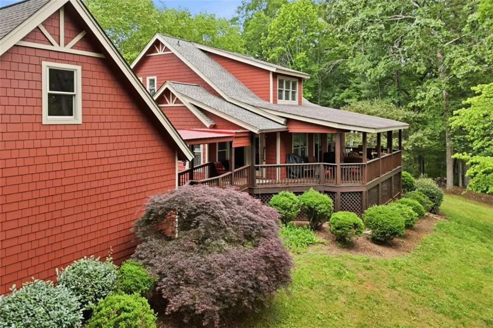 1110 Chatsworth Highway Ellijay, GA 30540