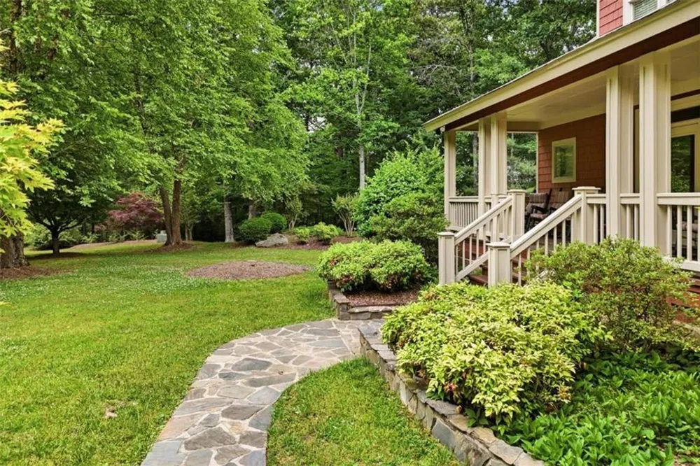 1110 Chatsworth Highway Ellijay, GA 30540