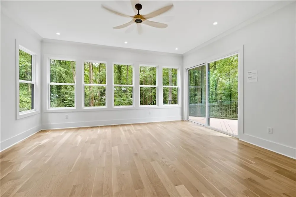 132 Lakeshore Drive NE Marietta, GA 30067