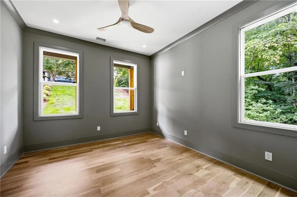 132 Lakeshore Drive NE Marietta, GA 30067