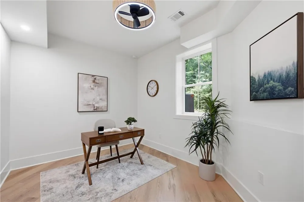 132 Lakeshore Drive NE Marietta, GA 30067