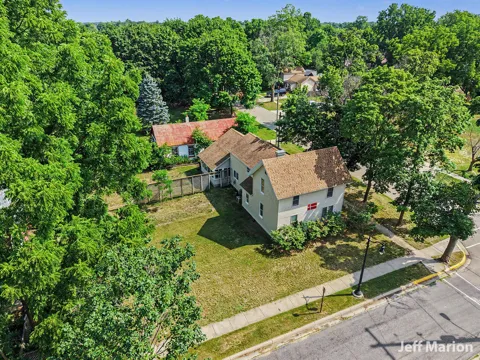 301 Clay Street