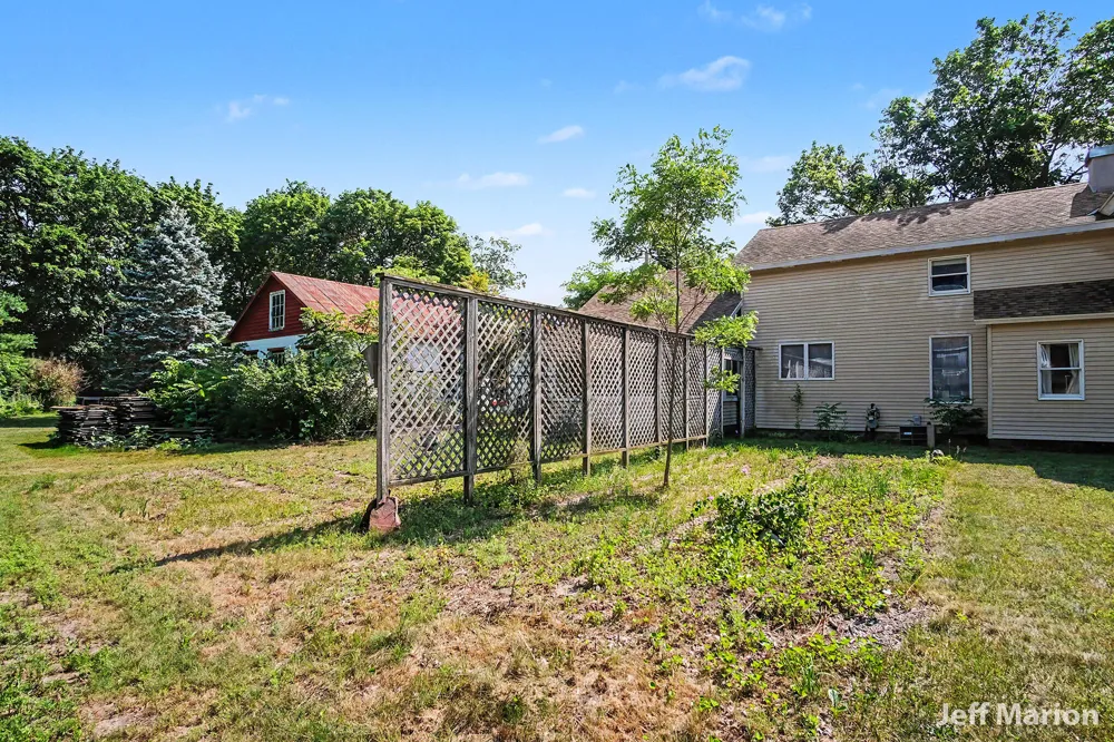 301 Clay Street Greenville, MI 48838