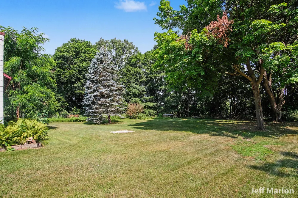 301 Clay Street Greenville, MI 48838