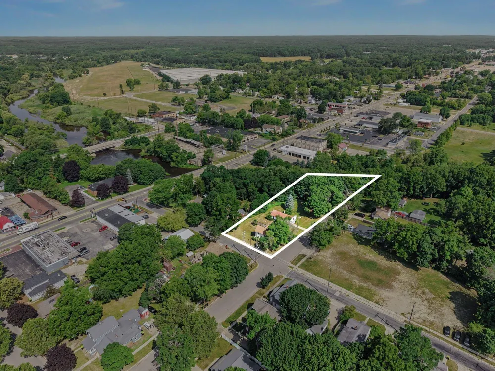 301 Clay Street Greenville, MI 48838