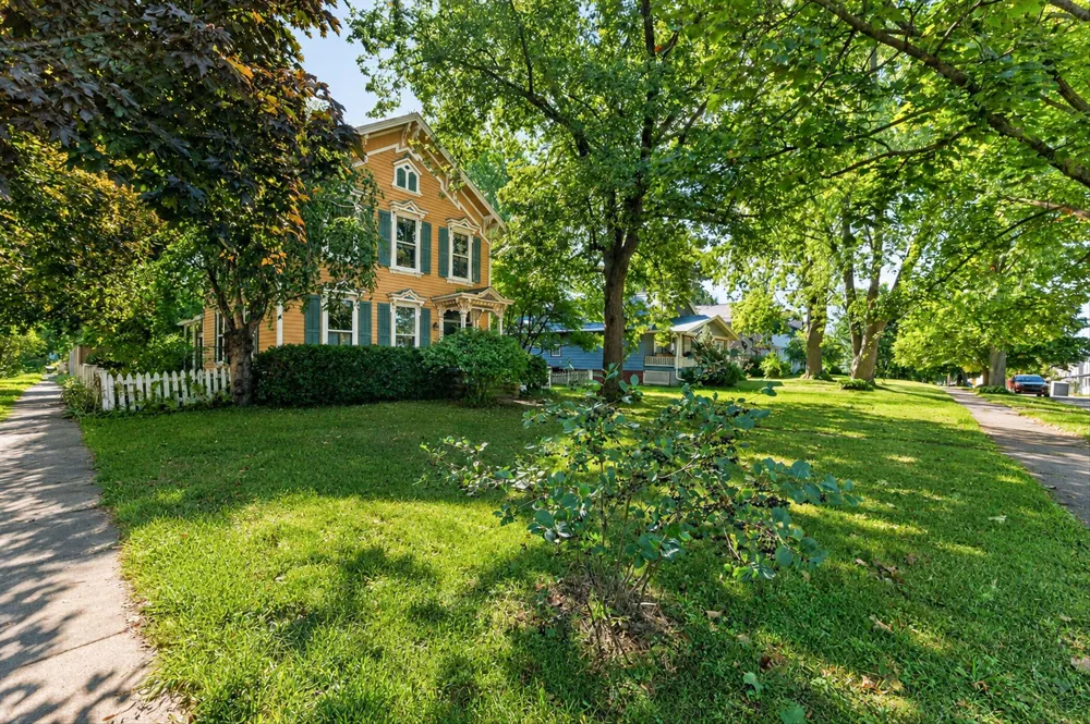 230 Grove Street Ypsilanti, MI 48198