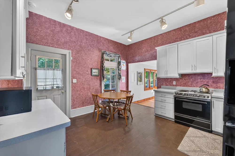 230 Grove Street Ypsilanti, MI 48198