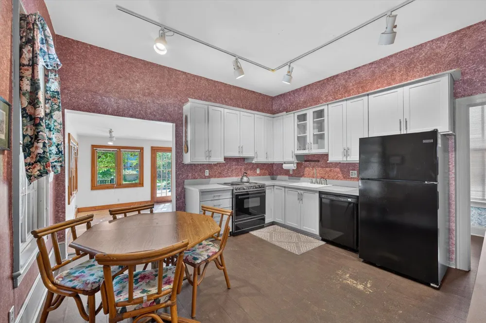 230 Grove Street Ypsilanti, MI 48198