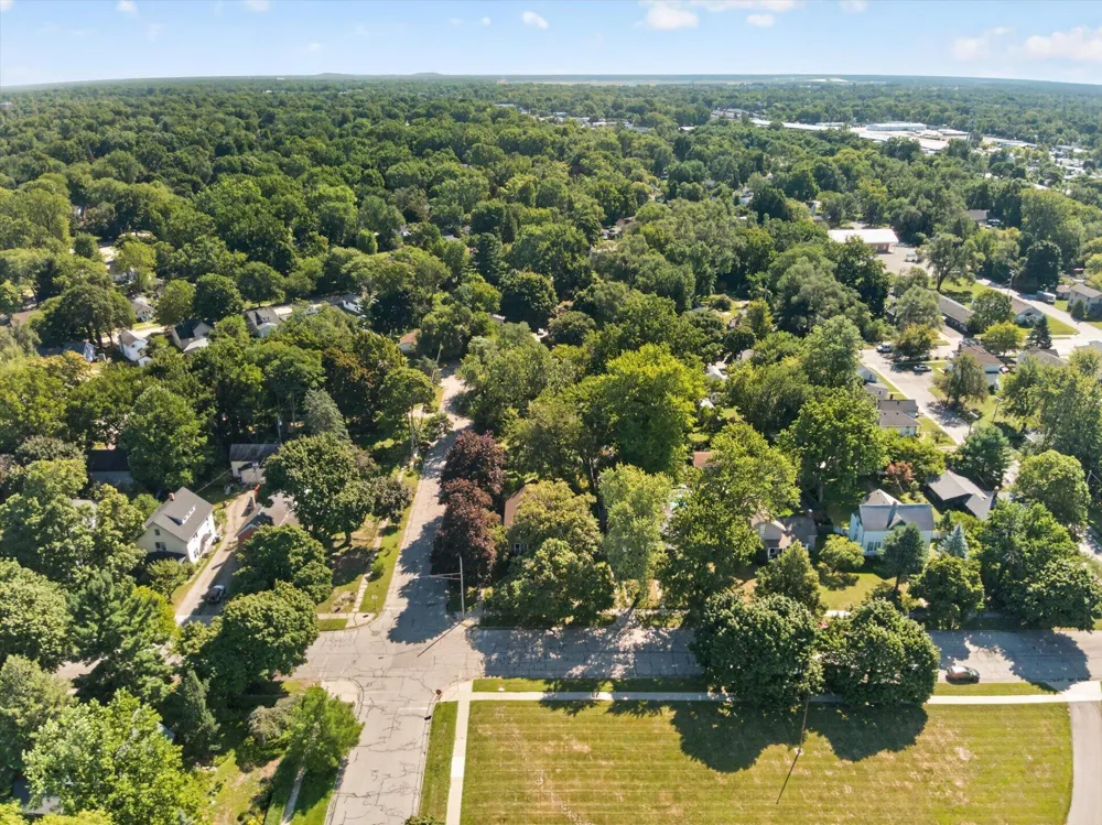 230 Grove Street Ypsilanti, MI 48198