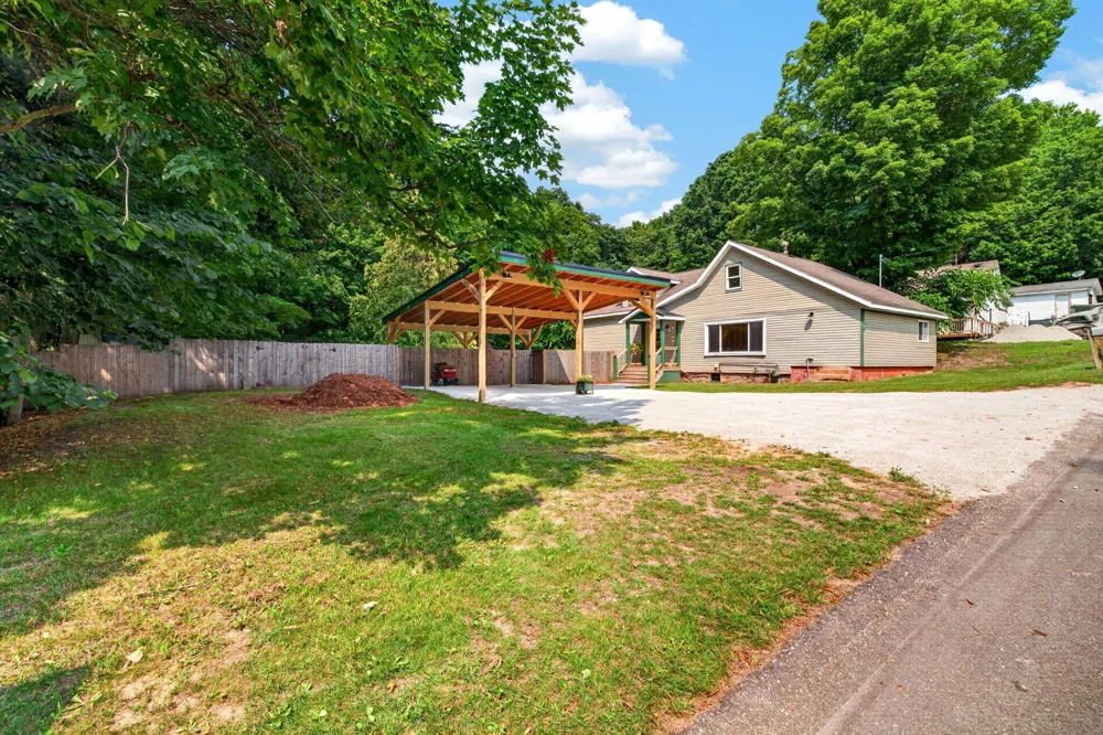 75 Elliott Street Shelby, MI 49455
