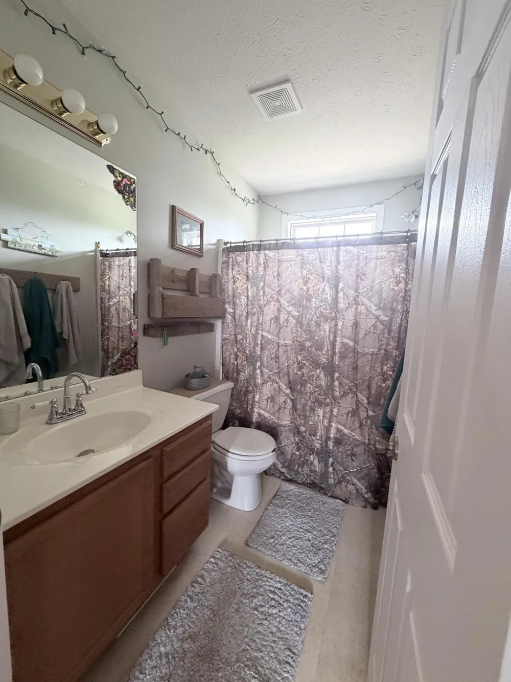 6585 Sinclair Road Eau Claire, MI 49111