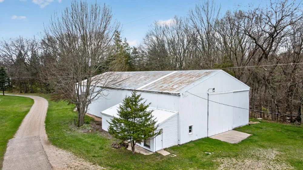 1865 Lindsey Road Jackson, MI 49201