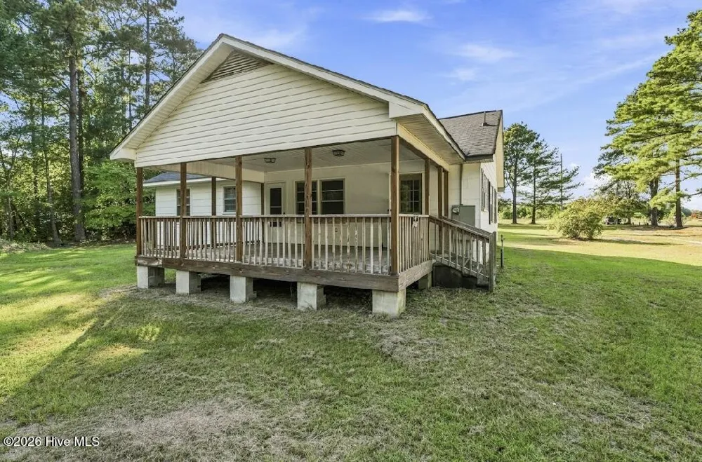 642 Crawford Road Ellerbe, NC 28338