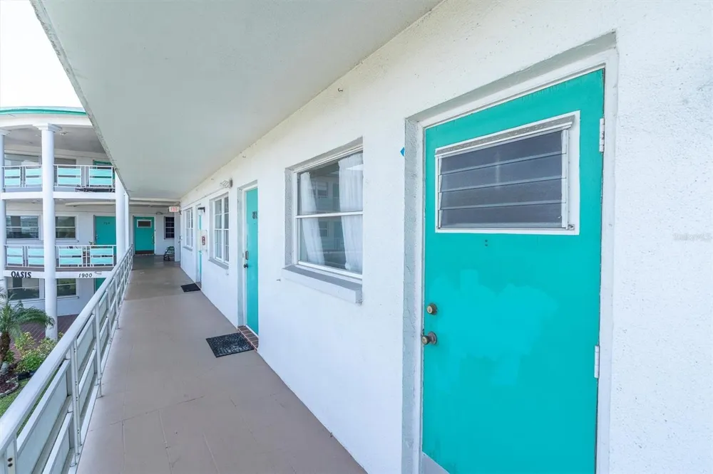 1900 59TH AVENUE #212 St Petersburg, FL 33714