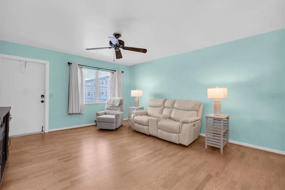 1900 59TH AVENUE #212 St Petersburg, FL 33714