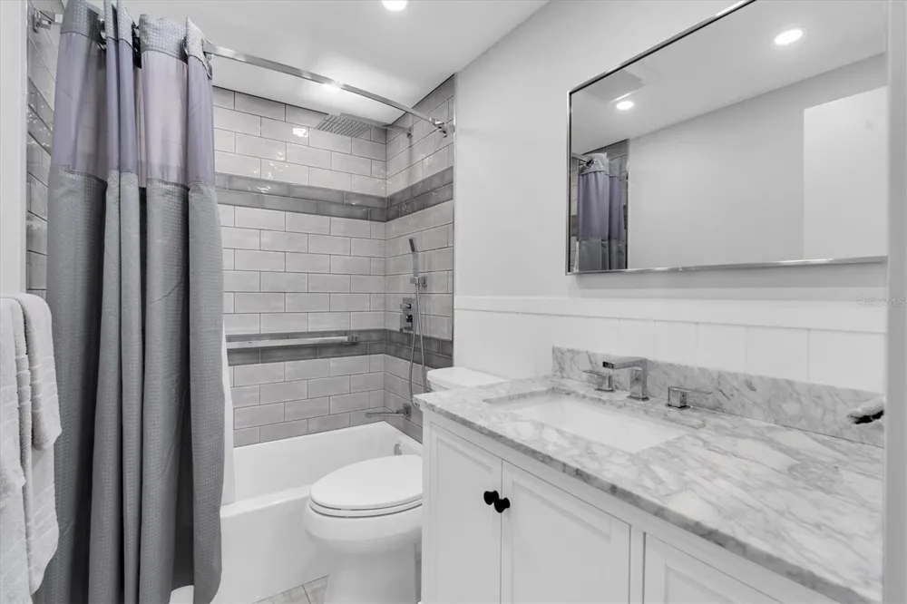 1900 59TH AVENUE #212 St Petersburg, FL 33714